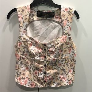 NewRomantics/freepeople Sleeveless Botton Down Top